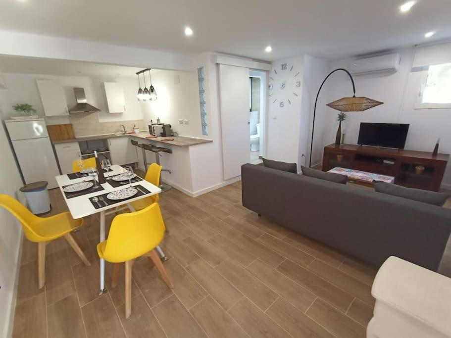Villa Falconera Apartaments, Gandia A Las Faldas De La Montana Exterior foto